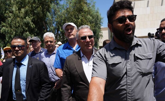 השליח וויטקוף בכיכר החטופים (צילום: דנה רעני)