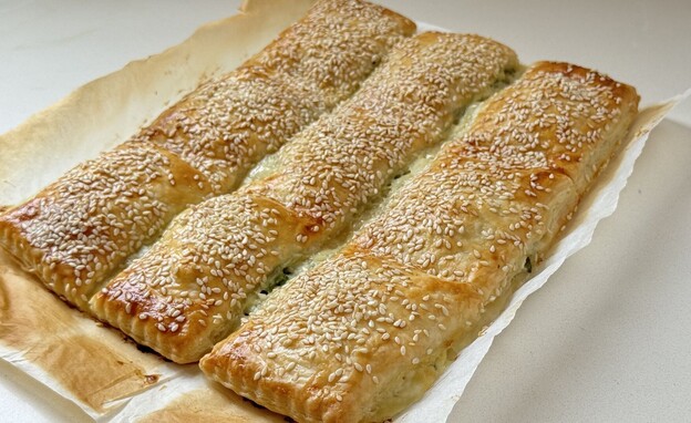 בורקס טריק גבינות ותרד.