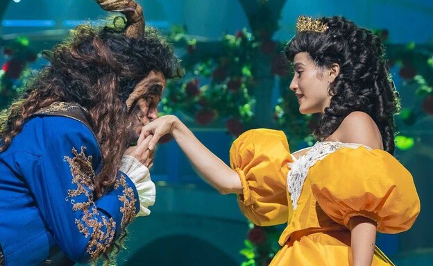 ליהי טולדנו, יחזקאל לזרוב, "היפה והחיה" (צילום: אריאל עפרון)