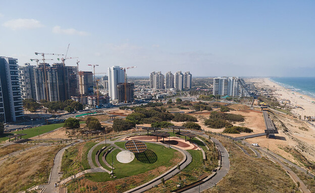 טיילת בת ים האזור הדרומי ראש ההר 3 (צילום: דייגו רוסמן)