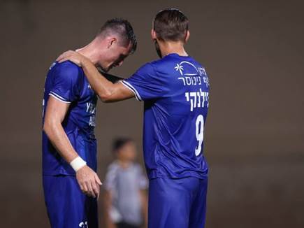 נועלים את טבלת הרשתות (מאור אלקסלסי) (צילום: ספורט 5)