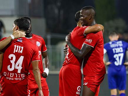 בדרך אל החצי (דני מרון)