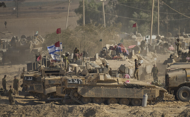 פעילות כוחות צה"ל ברצועת עזה (צילום: AP)