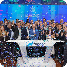 הנפקת סייברארק בנסדא"ק ב-2014 (צילום: Nasdaq Inc. / Vanja Savic)