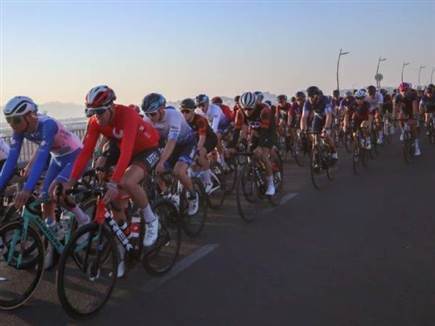 בשורה למדוושים (צלמים: תומר פדר ורונן טופלברג) (צילום: ספורט 5)