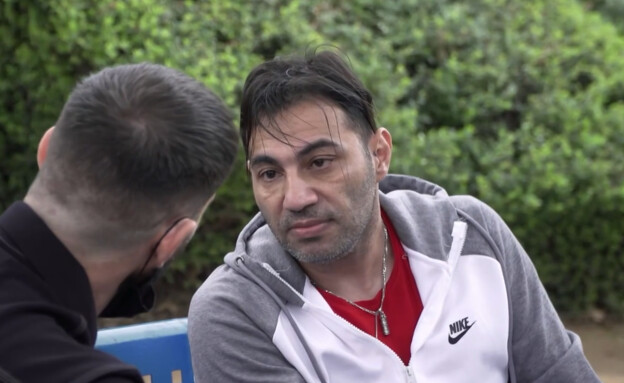 בניגוד למתחזה חיים בא לעזור באמת