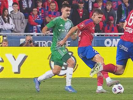 בטאיי משאיר רושם טוב בטאיי משאיר רושם טוב