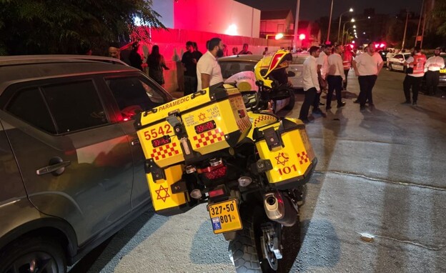 זריקת רימון לעבר בית באשדוד, זירה (צילום: תיעוד מבצעי מד"א)