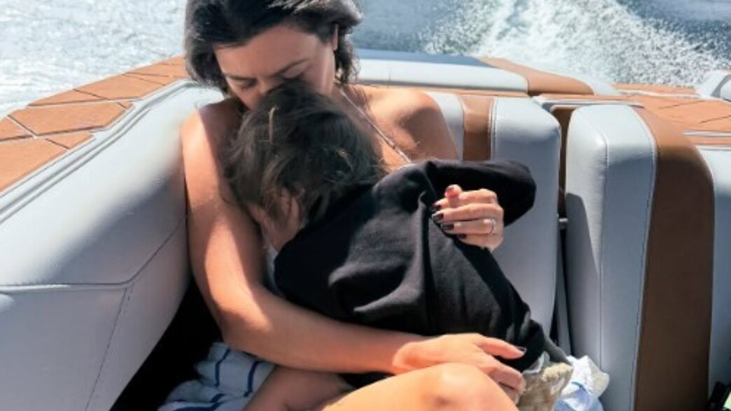 קורטני קרדישאן ובנה רוקי