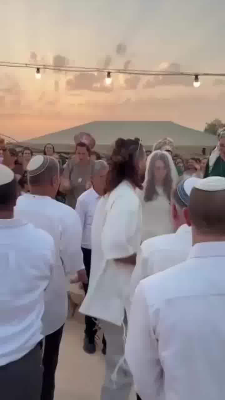 אמונה, אחותו של אבינתן אור החטוף בעזה, התחתנה הערב
