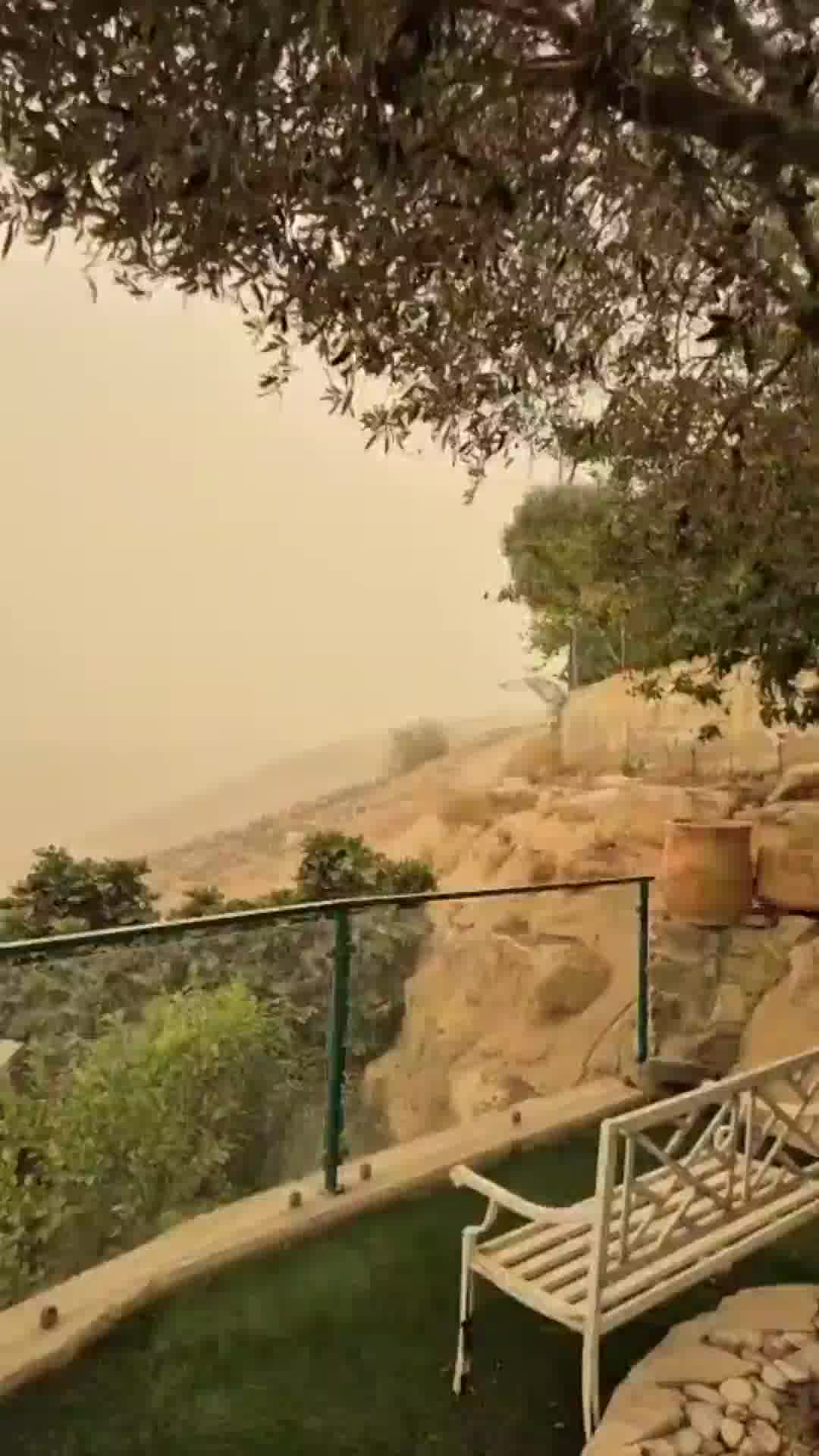 אובך במעלה אדומים. מזג אוויר שרבי היום ברוב חלקי הארץ עם עומסי חום כבדים עד קיצוניים