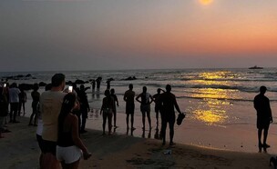 חיפושים אחר צעיר בחוף אולגה ליד חדרה  (צילום: דוברות מד"א)