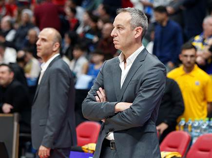 עוד חתיכה בחומה של קטש (אלן שיבר) (צילום: ספורט 5)