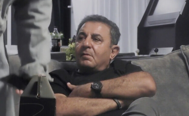 חיים מאמת את המתחזה עם סיוטיו