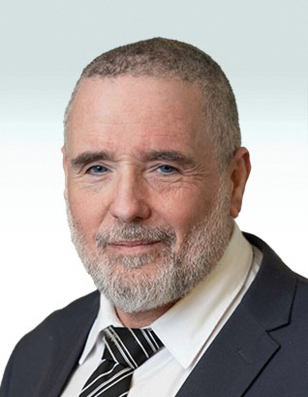 עו