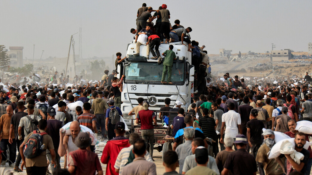 משאיות הסיוע ההומניטרי