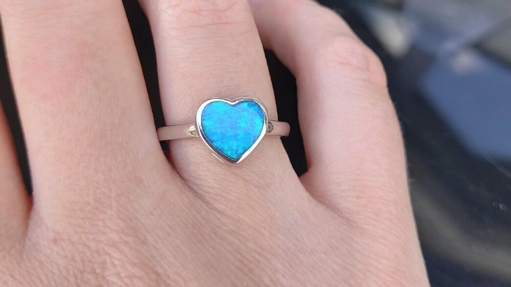 טבעת האירוסים של ויקה טבעת האירוסים של ויקה