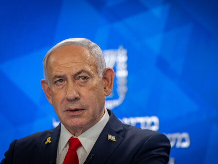 נתניהו בקבינט: "על 30 רחפנים נפיל בניינים בביירות?!"