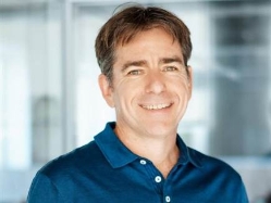 יש מנכ"ל חדש לאיגוד. פרקלסקי (באדיבות: איגוד הטניס) (צילום: ספורט 5)