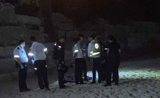 2 צעירים נהרגו מפגיעת סירה מול חופי יפו (צילום: מד"א)