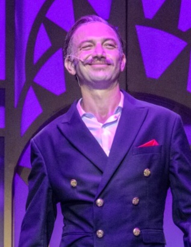 אנני, עוז זהבי