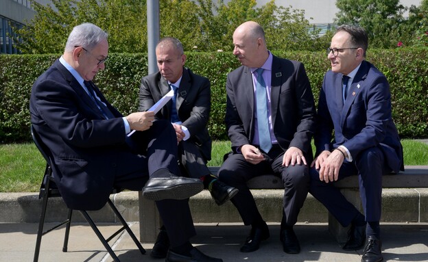 ראש הממשלה ופמלייתו בביקור מדיני בארה