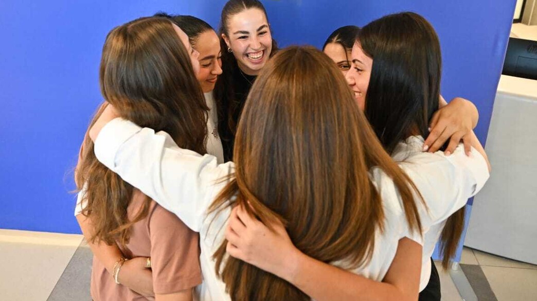 דניאלה גלבוע, לירי אלבג, נעמה לוי, קרינה ארייב ואגם ברגר דניאלה גלבוע, לירי אלבג, נעמה לוי, קרינה ארייב ואגם ברגר