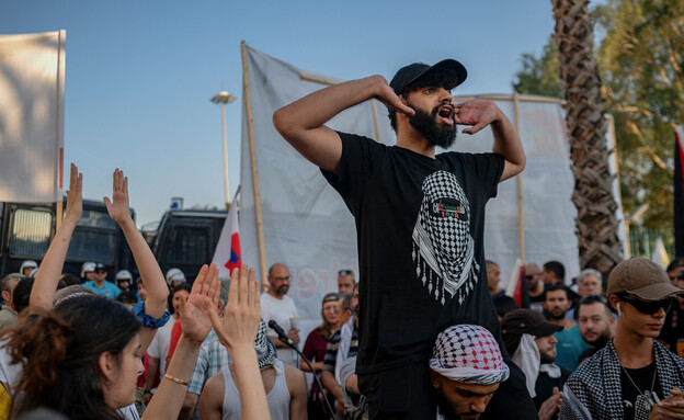 הפגנה פרו פלסטיניות ביוון הפגנה פרו פלסטיניות ביוון