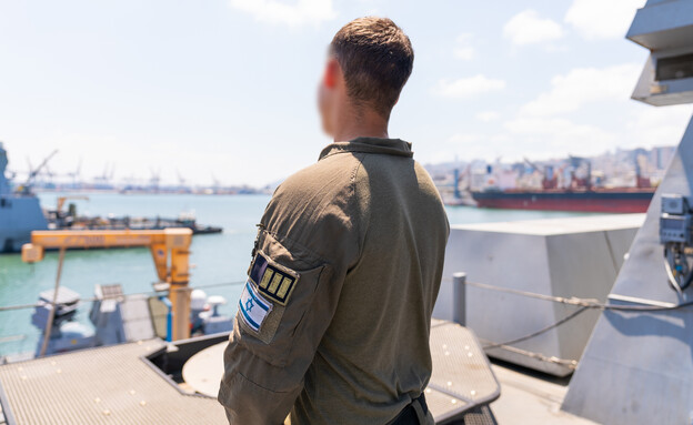 קצין הנשק, סרן א'