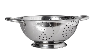 מסננת (צילום: shutterstock_Timothy Hodgkinson)