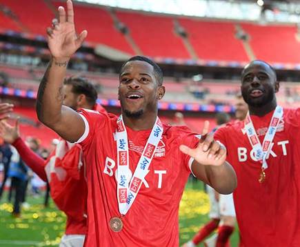 עלה לפרמייר ליג, אך מיעט לקבל דקות (Mike Hewitt/Getty Images)