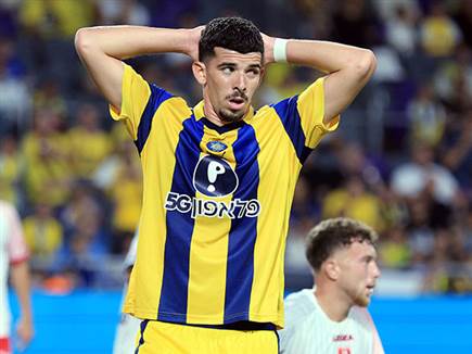 “מעברים לאנגליה וספרד נפלו כי הוא ישראלי“ (אלן שיבר) (צילום: ספורט 5)