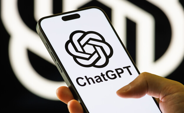 chat gpt (צילום:  illustration by Cheng Xin, getty images)