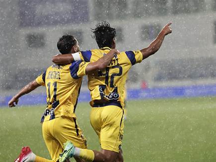 ריקוד הגשם (אתר מכבי ת“א)