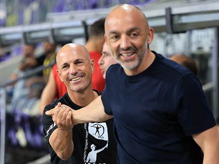 לאזטיץ`. מאמן העונה של לחמן (אלן שיבר) (צילום: ספורט 5)