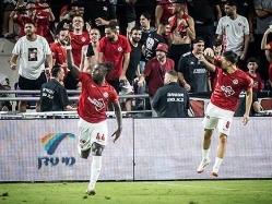 ברוכה השבה לליגה (עודד קרני) (צילום: ספורט 5)