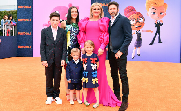 קלי קלרקסון, ברנדון בלקסטוק קלי קלרקסון, ברנדון בלקסטוק