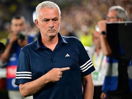 חוזר לממלכה? מוריניו (GETTY) (צילום: ספורט 5)