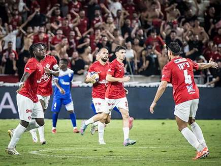 sportFive1591196 sportFive1591196