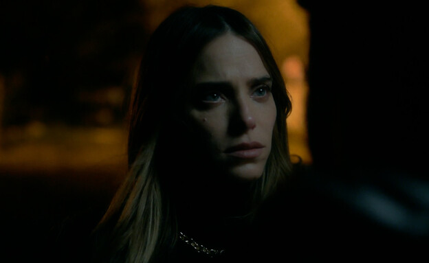 נועה מנסה להרוס את החתונה של עמוס 