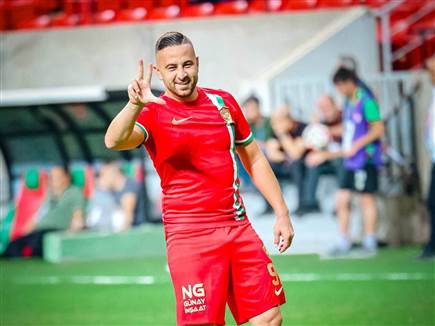 (AMEDSPOR FC) (צילום: ספורט 5)