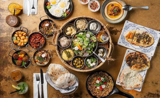 ארוחת בוקר זוגית חדשה במסעדת מינא ארוחת בוקר זוגית חדשה במסעדת מינא