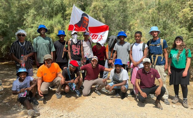 הנערים שעלו לאחרונה לארץ ועכשיו מתגייסים לצה"ל הנערים שעלו לאחרונה לארץ ועכשיו מתגייסים לצה"ל