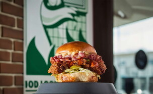 לאקי היט. לאקי צ'יקו מגיע לתל אביב (צילום: יעל בונפיס, יחסי ציבור)