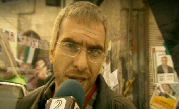 אסי כהן כבן חור (תמונת AVI: ארץ נהדרת, ארץ נהדרת )