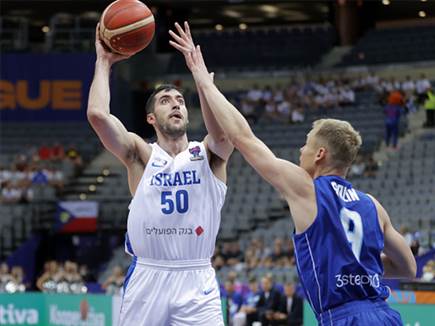 “אין עמדות בעיניי“ (Photo by Pedja Milosavljevic/DeFodi Images via (צילום: ספורט 5)