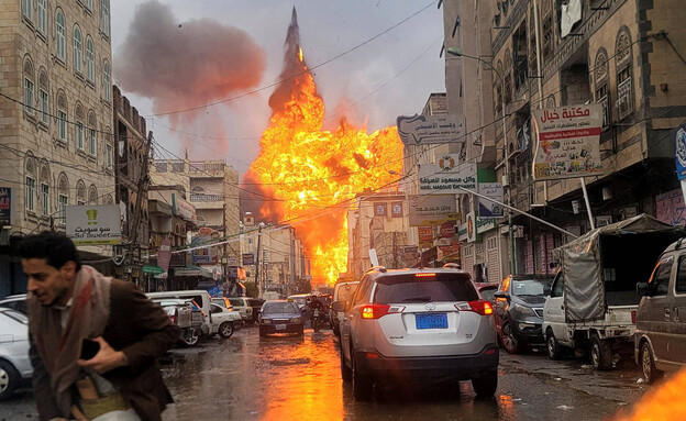 תקיפות ישראליות בצנעא (צילום: Reuters)