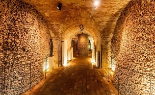 קטקומבות ברנו צ'כיה (צילום: Matyas Rehak, shutterstock)