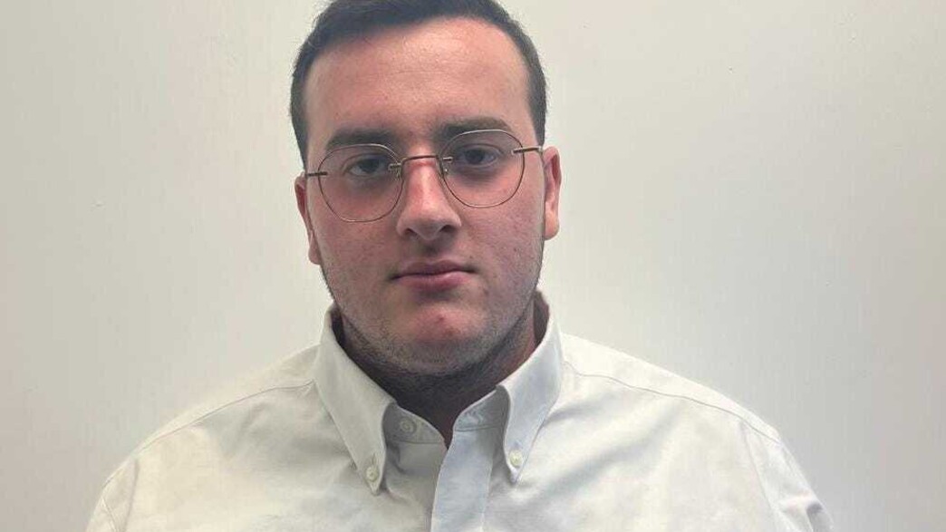 יצחק פרנקל החשוד באונס בבריכה יצחק פרנקל החשוד באונס בבריכה