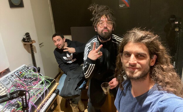 נועם בן שבת ב"סוקולנט סשנז" נועם בן שבת ב"סוקולנט סשנז"